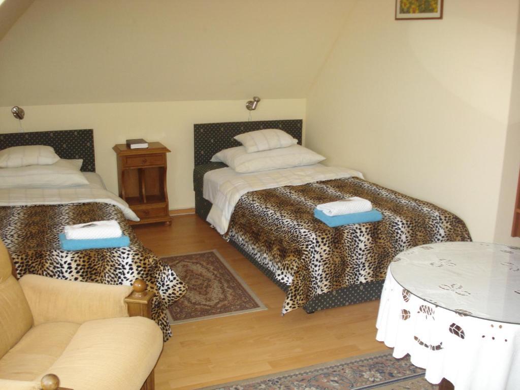 Szent Gyoergy Fogado Hotell Pécs Rom bilde